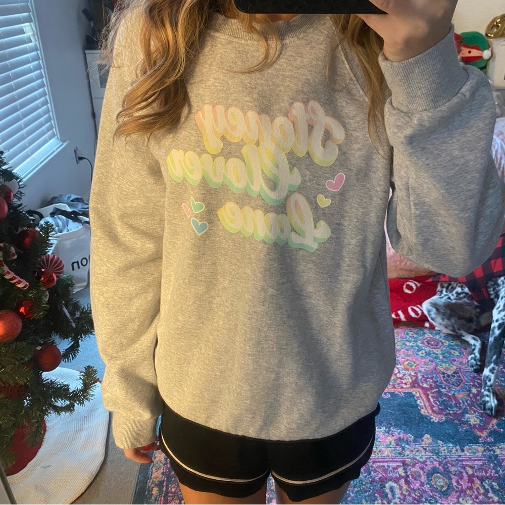 stoney clover lane sweatshirt size small